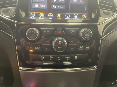 Used 2020 Jeep Grand Cherokee Limited X AWD/4WD image 6