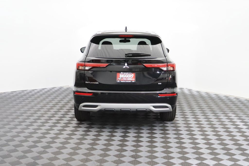 Used 2022 Mitsubishi Outlander SE FWD image 7