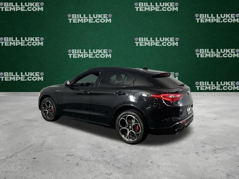 Used 2023 Alfa Romeo Stelvio Veloce image 9