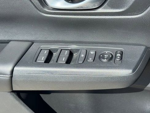 Used 2025 Honda CR-V LX image 25