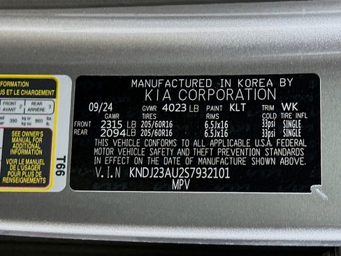 Used 2025 Kia Soul LX w/ LX Technology Package image 12