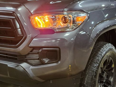 Used 2021 Toyota Tacoma SR w/ SR Convenience Package RWD image 14