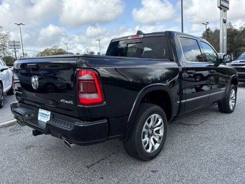 Used 2023 RAM 1500 Limited w/ Body Color Bumper Group AWD/4WD image 3