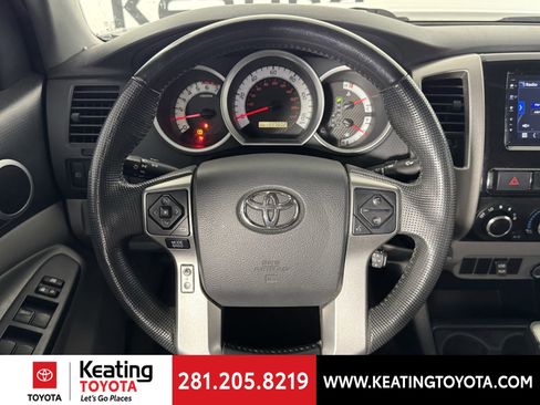 Used 2014 Toyota Tacoma PreRunner w/ SR5 Package image 31