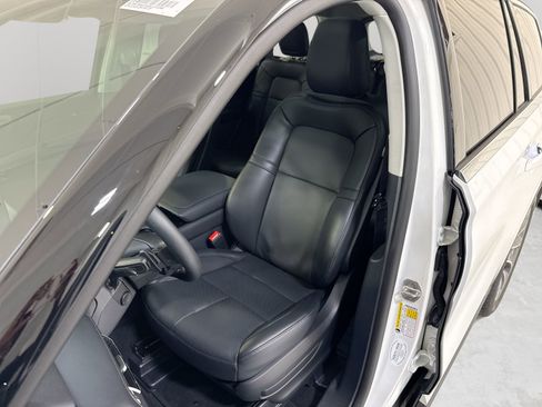 New 2026 Lincoln Aviator 2WD image 10
