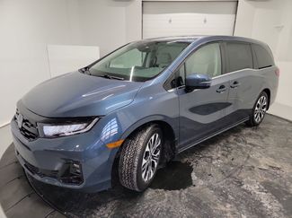 Certified 2025 Honda Odyssey Elite video 3