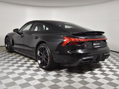 New 2025 Audi RS e-tron GT performance image 5