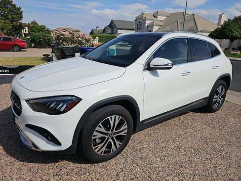 Used 2025 Mercedes-Benz GLA 250 4MATIC image 1