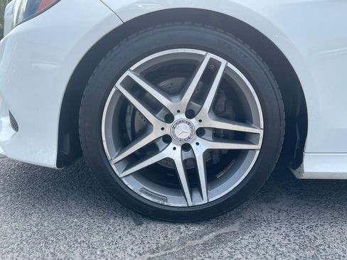 Used 2015 Mercedes-Benz E 350 4MATIC Sedan w/ Premium 1 Package image 9