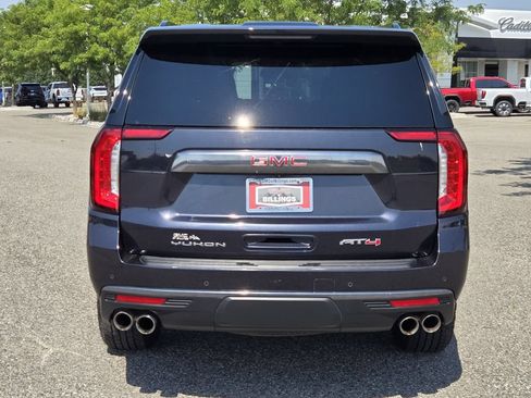 Used 2023 GMC Yukon AT4 w/ AT4 Premium Plus Package AWD/4WD image 46