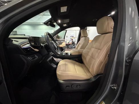 Used 2026 Buick Enclave Preferred FWD image 11