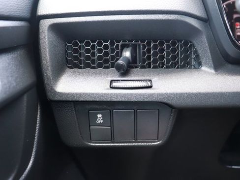 Used 2025 Honda CR-V LX image 23