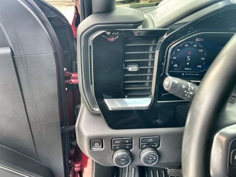 Certified 2024 Chevrolet Silverado 1500 LT Trail Boss w/ Convenience Package II image 17