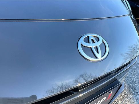 Certified 2025 Toyota Camry XLE image 27