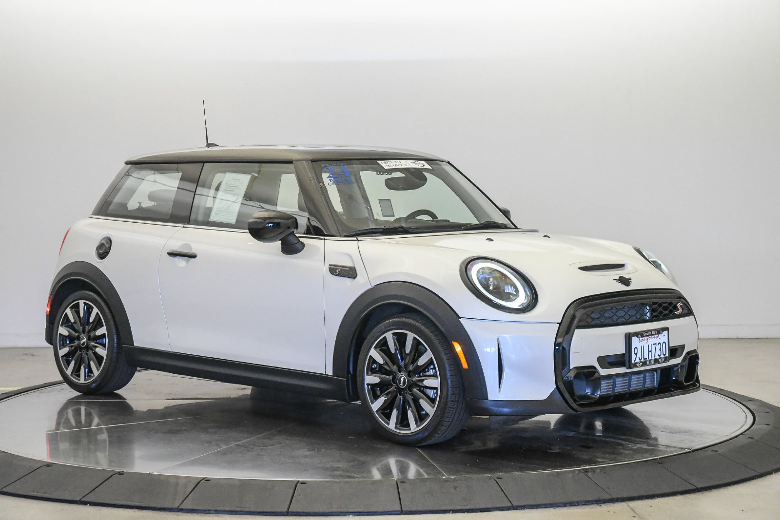 Used 2024 MINI Cooper S FWD image 5