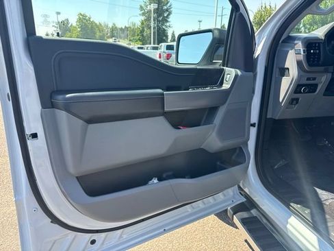 Used 2025 Ford F150 XLT w/ Equipment Group 301A Standard AWD/4WD image 13