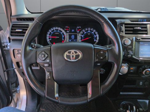Used 2016 Toyota 4Runner Trail AWD/4WD image 11