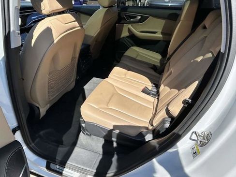 Used 2021 Audi Q7 3.0T Premium Plus w/ Premium Plus Package image 8