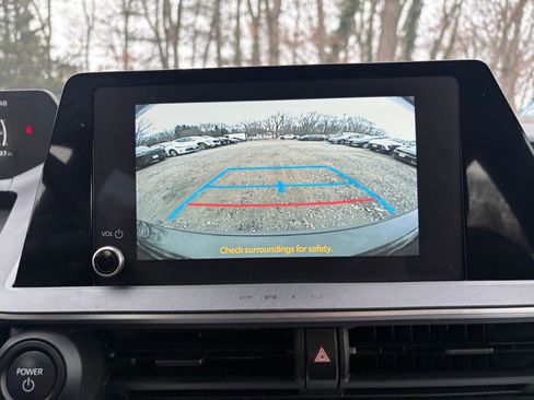 Used 2025 Toyota Prius LE image 17