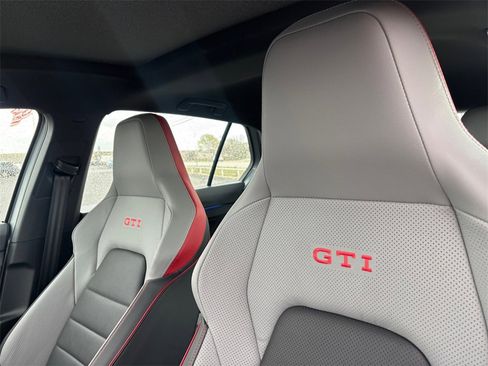 Used 2025 Volkswagen GTI Autobahn image 13