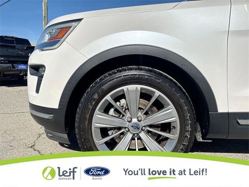 Used 2018 Ford Explorer Limited image 23