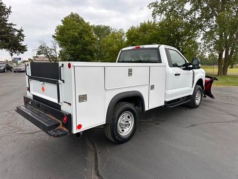 Used 2023 Ford F250 XL w/ Snow Plow Prep Package AWD/4WD image 5