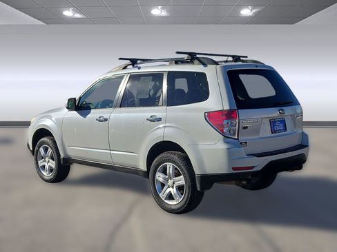 Used 2010 Subaru Forester 2.5X Limited image 3