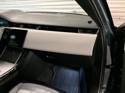 Certified 2026 Land Rover Range Rover Evoque Dynamic SE AWD/4WD image 25