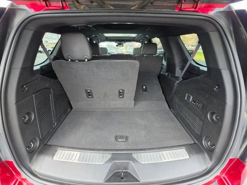 Used 2023 Chevrolet Tahoe Z71 w/ Luxury Package image 21