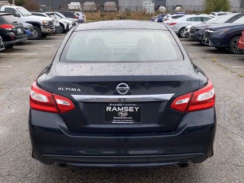 Used 2016 Nissan Altima 2.5 S w/ Power Driver Seat Package image 5