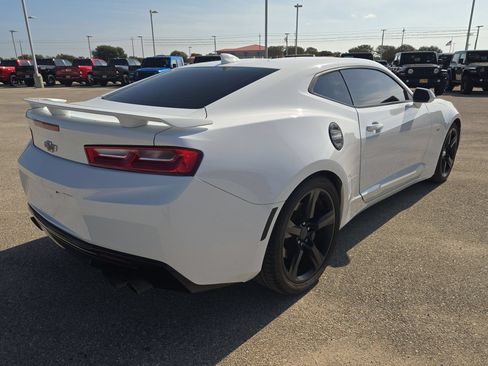 Used 2018 Chevrolet Camaro SS RWD image 3