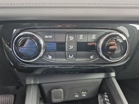 Used 2026 Chevrolet TrailBlazer LT w/ Convenience Package AWD/4WD image 22