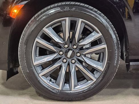 Used 2024 Cadillac Escalade Sport Platinum image 28