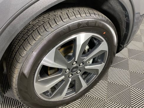 Used 2022 Ford Edge SEL w/ Convenience Package image 13