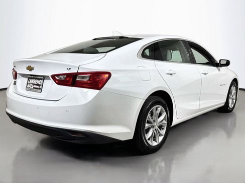 Used 2025 Chevrolet Malibu LT FWD image 4