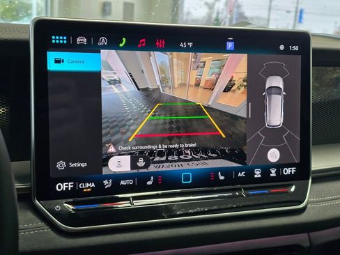 New 2026 Volkswagen Tiguan SE image 27