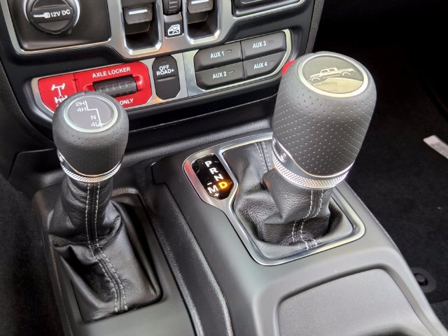 New 2026 Jeep Gladiator Mojave AWD/4WD image 18