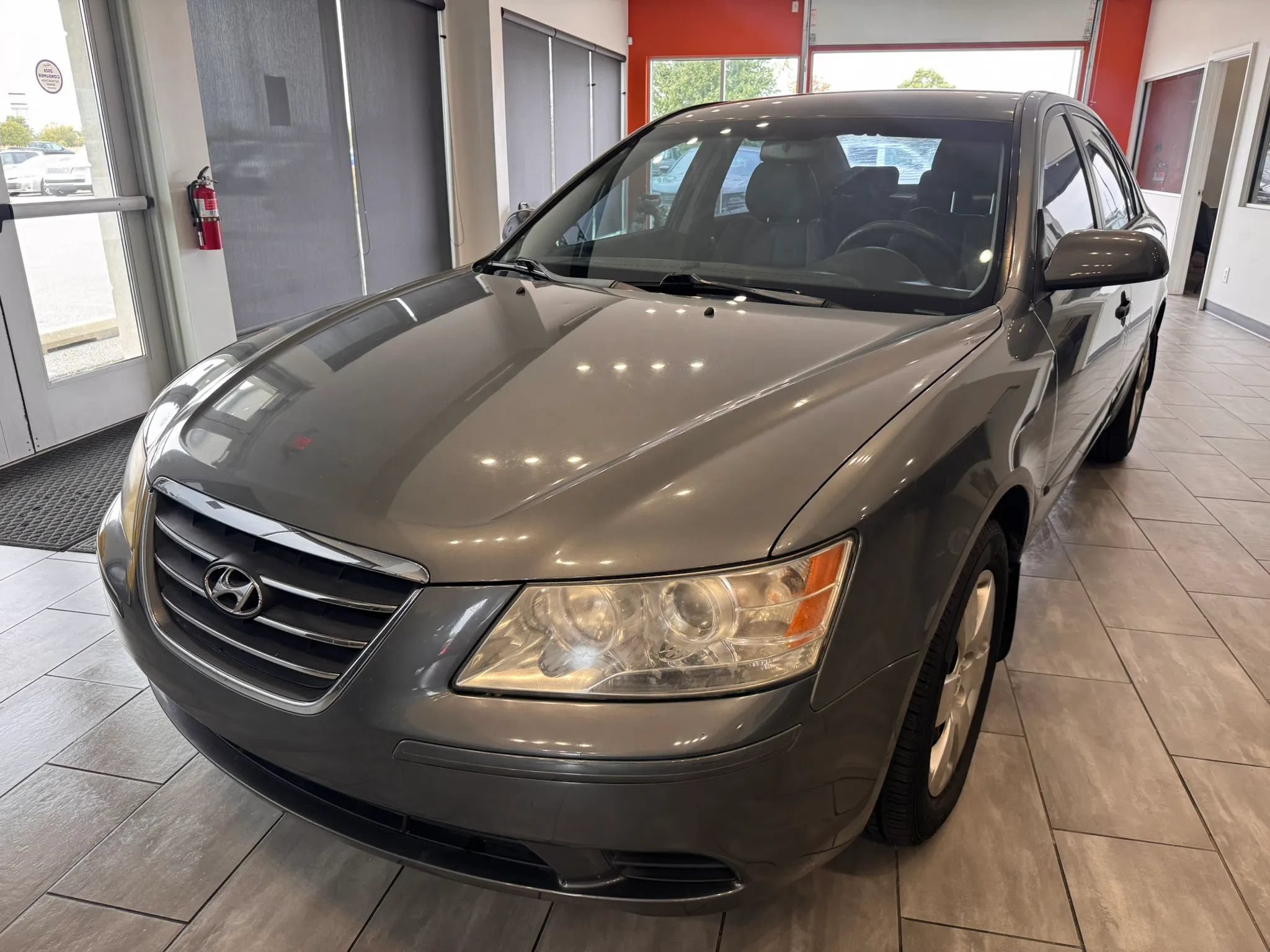 Used 2010 Hyundai Sonata GLS FWD image 7