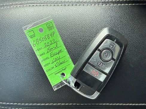 Used 2022 Ford Escape SE w/ Convenience Package image 38