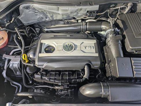 Used 2017 Volkswagen Tiguan Wolfsburg Edition image 23