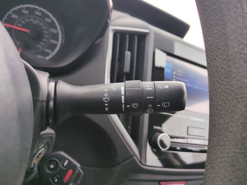 Used 2019 Subaru Impreza 2.0i image 24