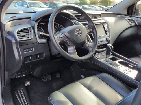 Used 2024 Nissan Murano SV w/ SV Midnight Edition Package image 9