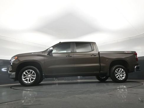 Used 2023 Chevrolet Silverado 1500 LT AWD/4WD image 27