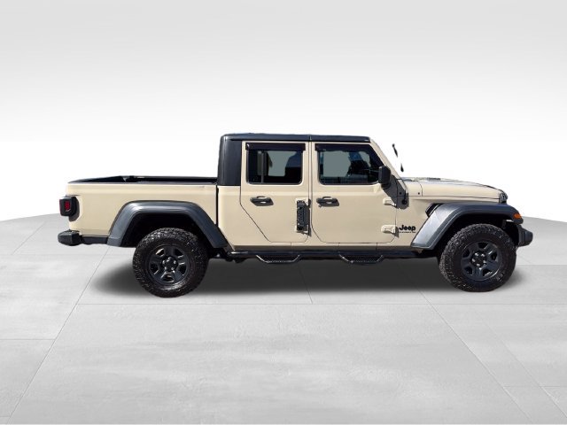 Used 2020 Jeep Gladiator Sport w/ Trailer Tow Package AWD/4WD image 2