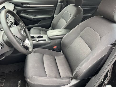 Used 2022 Nissan Altima 2.5 SV image 13