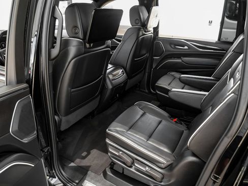 Used 2024 Cadillac Escalade ESV Sport w/ Touring Package AWD/4WD image 43