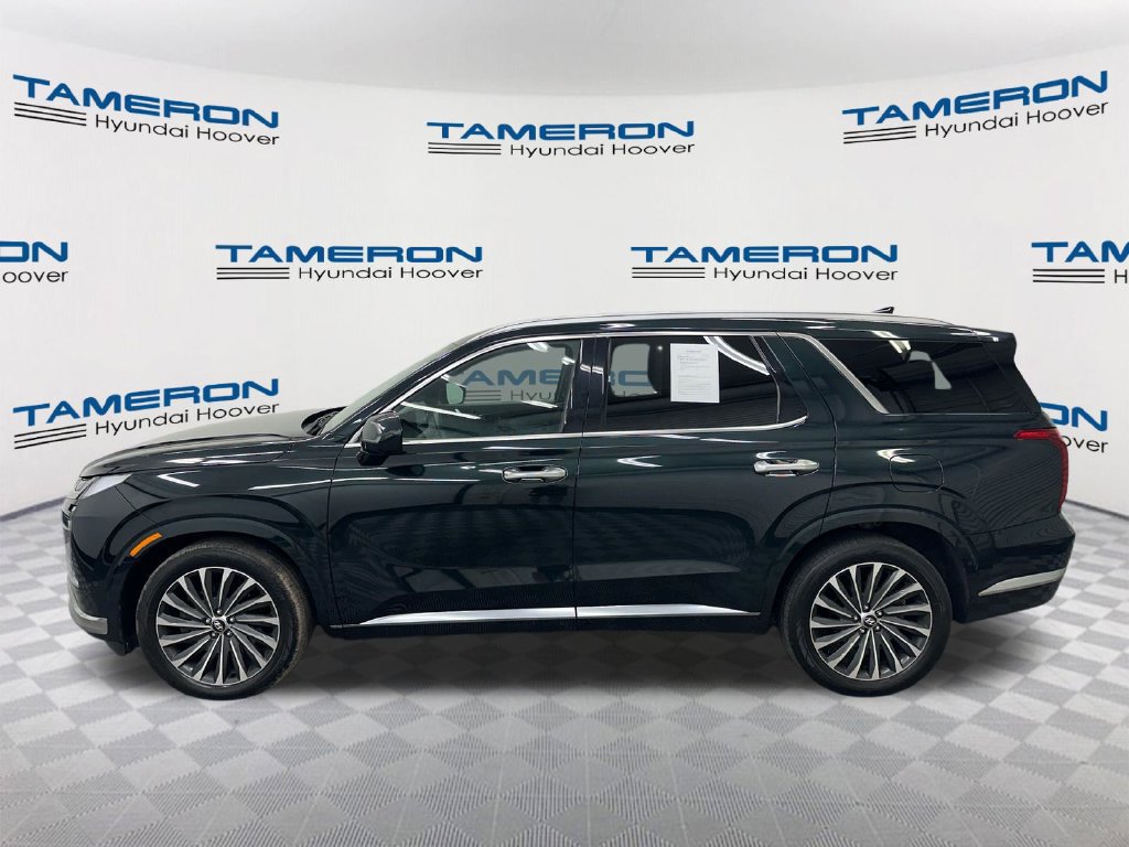 Used 2024 Hyundai Palisade Calligraphy AWD/4WD image 2