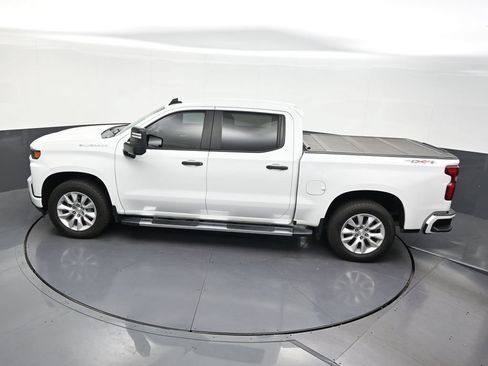 Used 2021 Chevrolet Silverado 1500 Custom w/ Custom Max Trailering Package AWD/4WD image 17