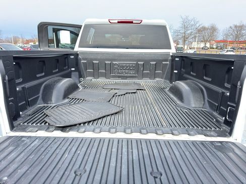 Used 2025 Chevrolet Silverado 2500 LT w/ Convenience Package image 27