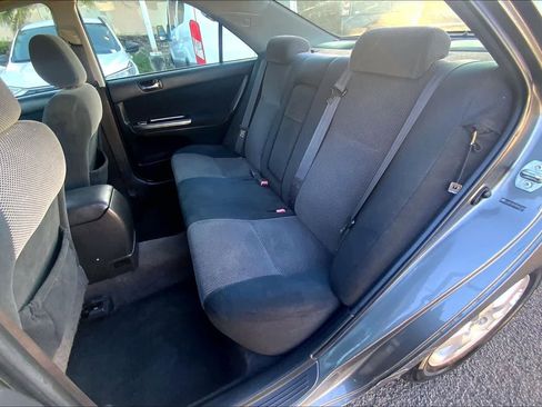 Used 2004 Toyota Camry SE FWD image 29